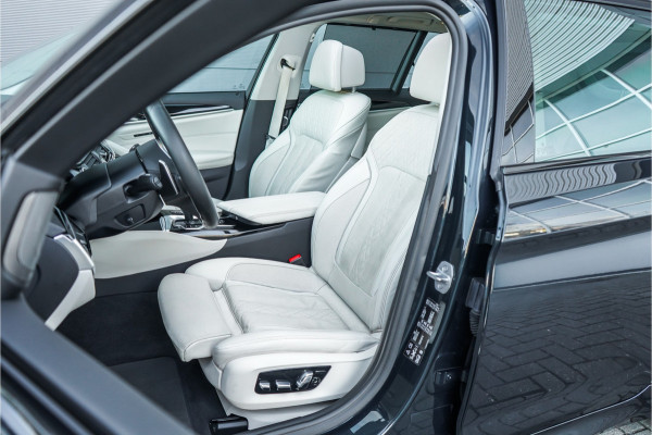 BMW 5 Serie Touring 540i xDrive High Ex M-Sport Speciale Kleur Stoelvent H/K 360° 20"