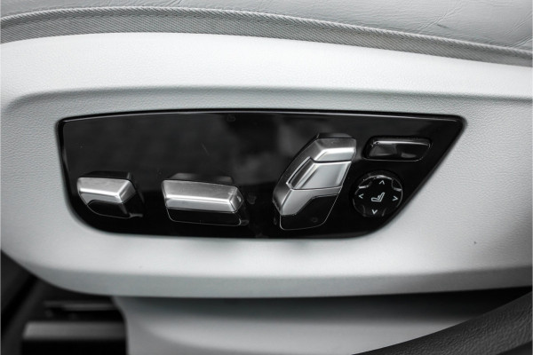 BMW 5 Serie Touring 540i xDrive High Ex M-Sport Speciale Kleur Stoelvent H/K 360° 20"