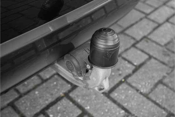 BMW 5 Serie Touring 540i xDrive High Ex M-Sport Speciale Kleur Stoelvent H/K 360° 20"