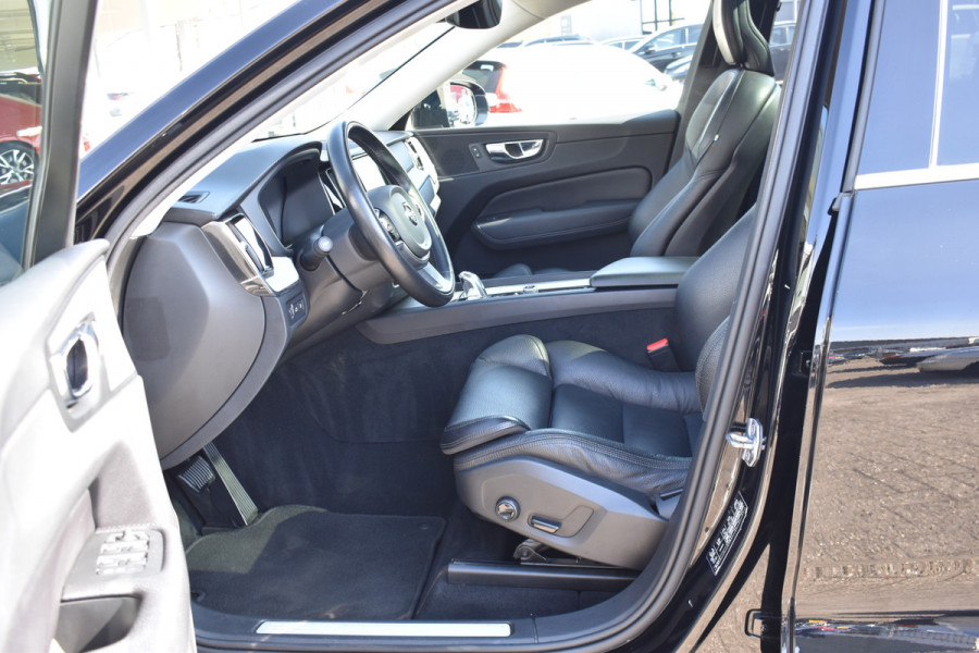 Volvo XC60 T8 AWD 390PK Plug-in Hybrid Inscription | Trekhaak | Panodak | Stoel-Stuur verwarming | ACC | All season |