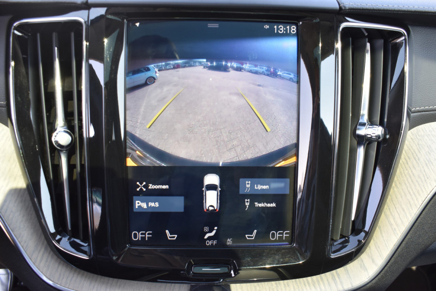 Volvo XC60 T8 AWD 390PK Plug-in Hybrid Inscription | Trekhaak | Panodak | Stoel-Stuur verwarming | ACC | All season |