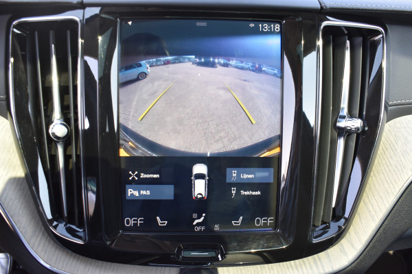Volvo XC60 T8 AWD 390PK Plug-in Hybrid Inscription | Trekhaak | Panodak | Stoel-Stuur verwarming | ACC | All season |