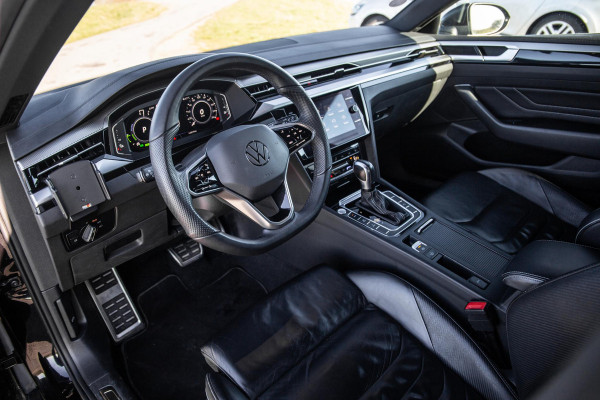Volkswagen Arteon 1.4 TSI eHybrid R-Line Business CARPLAY / LEER / CAMERA / MEMMORY / LED / STOELVERWARMING