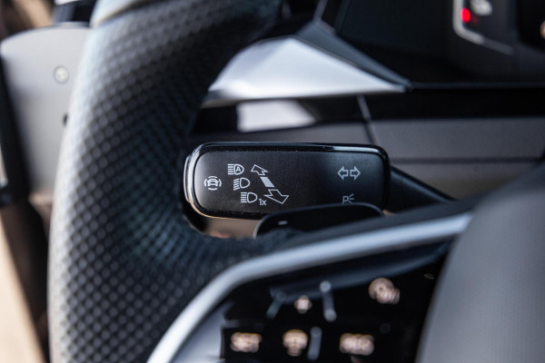 Volkswagen Arteon 1.4 TSI eHybrid R-Line Business CARPLAY / LEER / CAMERA / MEMMORY / LED / STOELVERWARMING