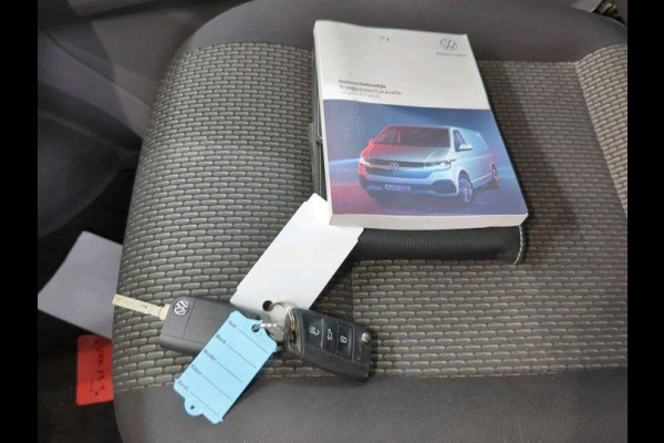 Volkswagen Transporter 2.0 TDI L2H1 30 DC VERLAAGD / SPOILERS IN KLEUR / AIRCO / CRUISE /  DUBBEL CABINE