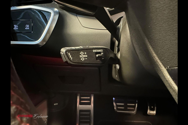 Audi RS6 4.0 TFSI quattro Dynamic Plus Nightvision Head-up Pano Keramisch B&O 3D Soft Close