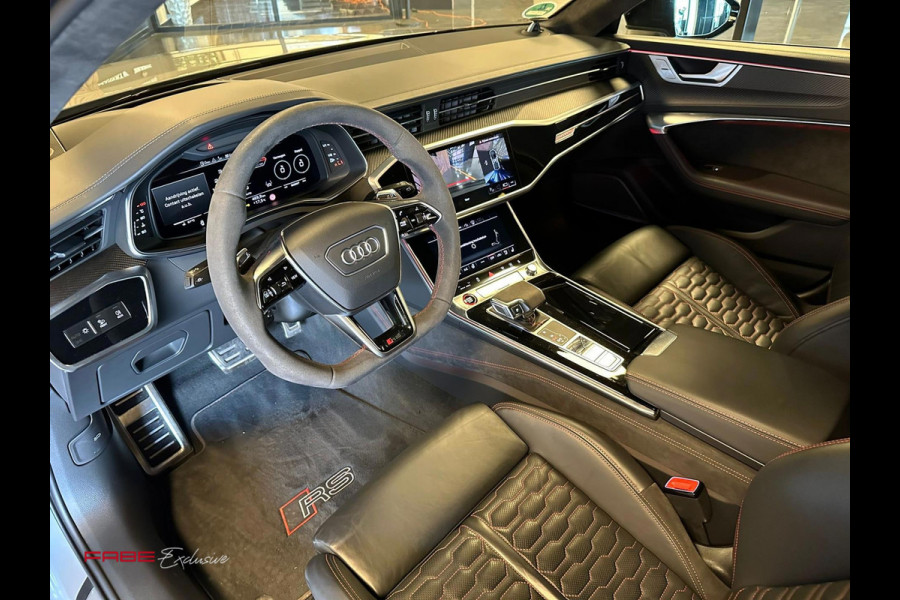 Audi RS6 4.0 TFSI quattro Dynamic Plus Nightvision Head-up Pano Keramisch B&O 3D Soft Close