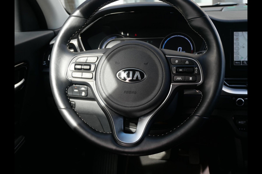 Kia e-Niro DynamicPlusLine 64 kWh | Schuif/kantel dak | Adaptief | Stoel/stuurverwarming | Navi | Camera |