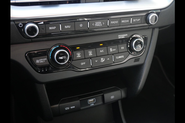 Kia e-Niro DynamicPlusLine 64 kWh | Schuif/kantel dak | Adaptief | Stoel/stuurverwarming | Navi | Camera |