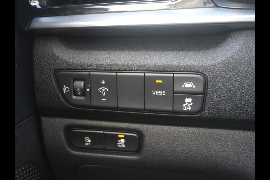 Kia e-Niro DynamicPlusLine 64 kWh | Schuif/kantel dak | Adaptief | Stoel/stuurverwarming | Navi | Camera |