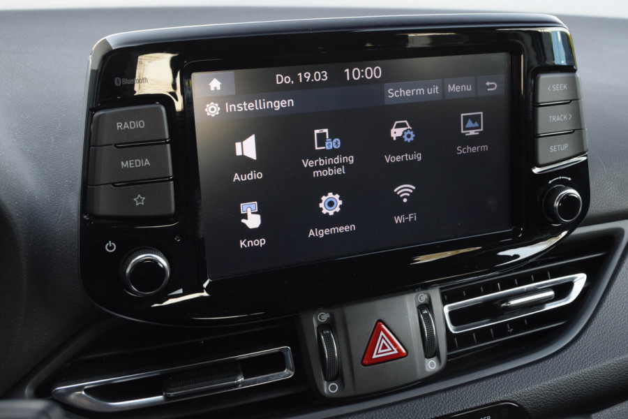 Hyundai i30 1.0 T-GDi MHEV Comfort Smart / Cruise Control/ Touch Navigatie/ Phonebox/ Verwarmbare stoelen/ 100kW (136PK)