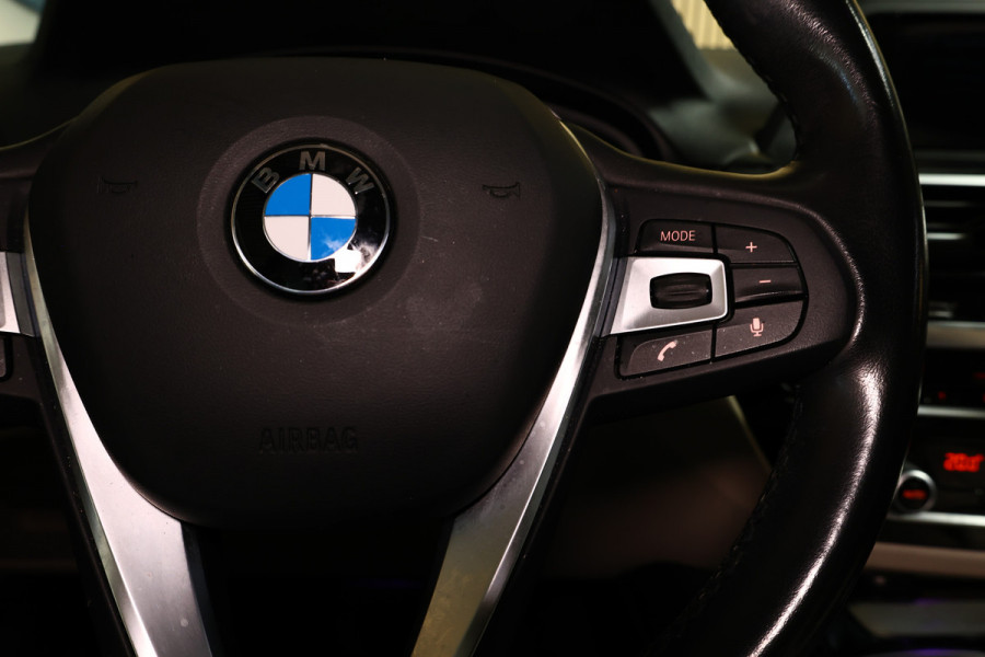 BMW X3 xDrive20d AUT Executive PANO LEDER NAV FULL-LED PDC "18