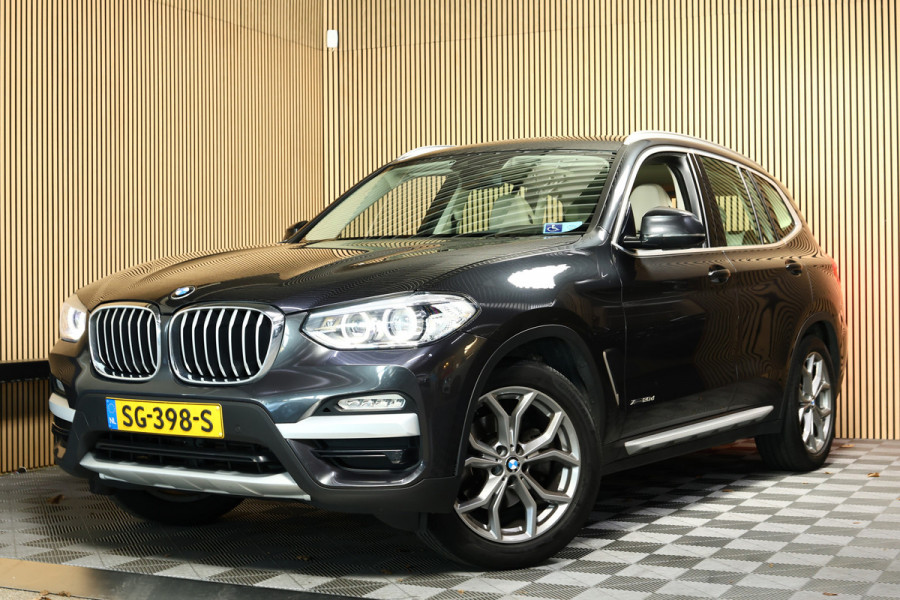 BMW X3 xDrive20d AUT Executive PANO LEDER NAV FULL-LED PDC "18