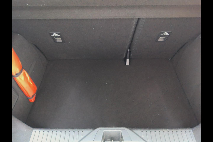 Ford Fiesta 1.0 EcoBoost Titanium | 72.000 km | Winterpack | Navigatie.