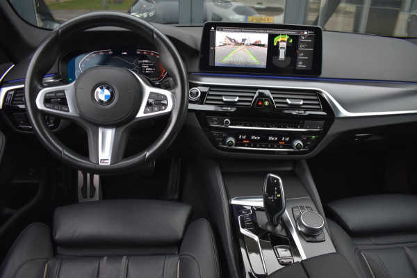 BMW 5 Serie Touring 520i M-Sport | LASERLIGHT | NAP | DEALER ONDERHOUDEN | APPLE CARPLAY | ANDRIOD AUTO | SFEERVERLICHTING