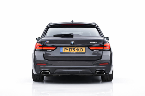 BMW 5 Serie Touring 520i M-Sport | LASERLIGHT | NAP | DEALER ONDERHOUDEN | APPLE CARPLAY | ANDRIOD AUTO | SFEERVERLICHTING