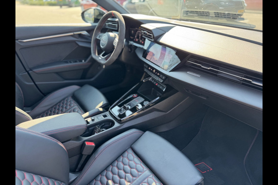 Audi A3 Sportback 2.5 TFSI RS 3 quattro Panorama camera Carbon 400PK