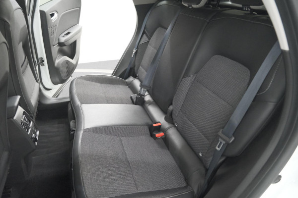 Renault Captur TCe 130 Intens | Trekhaak | Camera | Parkeersensoren | Trekhaak