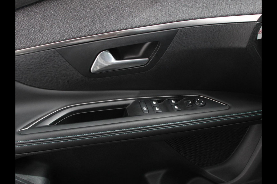 Peugeot 5008 1.2 PureTech 130pk Automaat Allure Pack 7-zits | Navigatie | Apple Carplay/Android Auto | Climate Control | Cruise Control | Virtual cockpit | PDC VA + Camera | Zonneschermen achter | Keyless Go | Full LED  18” LM Velgen