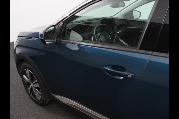 Peugeot 5008 1.2 PureTech 130pk Automaat Allure Pack 7-zits | Navigatie | Apple Carplay/Android Auto | Climate Control | Cruise Control | Virtual cockpit | PDC VA + Camera | Zonneschermen achter | Keyless Go | Full LED  18” LM Velgen