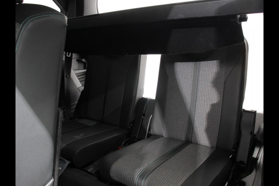 Peugeot 5008 1.2 PureTech 130pk Automaat Allure Pack 7-zits | Navigatie | Apple Carplay/Android Auto | Climate Control | Cruise Control | Virtual cockpit | PDC VA + Camera | Zonneschermen achter | Keyless Go | Full LED  18” LM Velgen