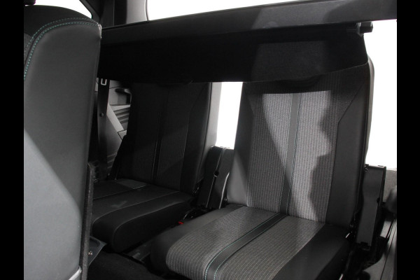 Peugeot 5008 1.2 PureTech 130pk Automaat Allure Pack 7-zits | Navigatie | Apple Carplay/Android Auto | Climate Control | Cruise Control | Virtual cockpit | PDC VA + Camera | Zonneschermen achter | Keyless Go | Full LED  18” LM Velgen