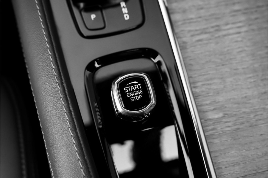 Volvo XC90 2.0 T8 Recharge AWD Inscription Pano Luchtvering Bowers&Wilkins 22"