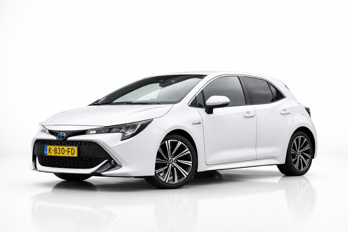 Toyota Corolla 1.8 Hybrid Dynamic | CAMERA | APPLE CARPLAY | ANDROID AUTO | NAP | STOELVERWARMING