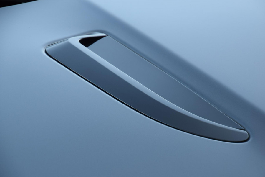 Jaguar F-Type 2.0T Chequered Flag