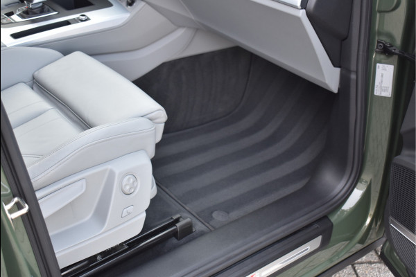 Audi Q5 Sportback 55 TFSI e S-Line 367 Pk Pano Lucht 360 Camera Oled Massage Vol Leder Matrix Led Trekhaak SQ5