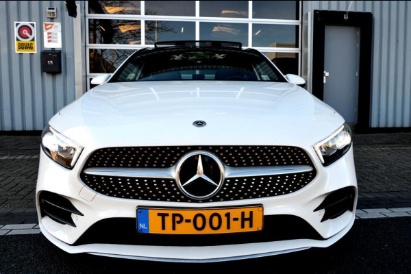 Mercedes-Benz A-Klasse 200 AMG PDC+CAM/LEER/NAVI/AMG18/PANO