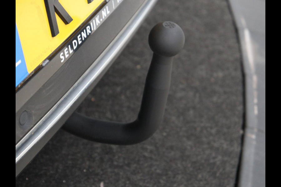 Hyundai i30 1.5 T-GDi MHEV Premium | Stoelventilatie | Leder | Trekhaak | Camera | Carplay | Stoelverwarming | Keyless | Full LED | Navigatie | Cruise control | Dodehoek detectie | Climate control