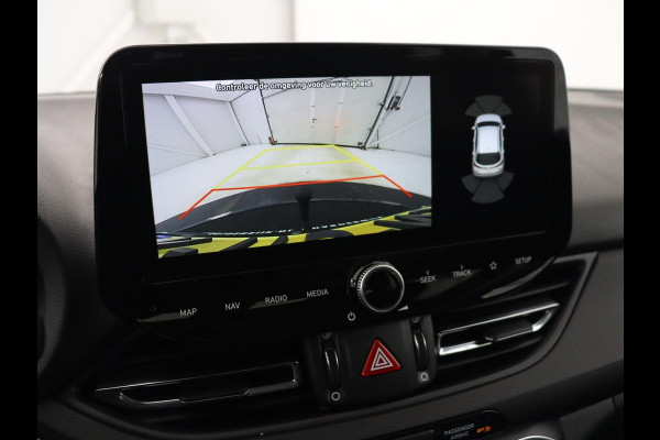 Hyundai i30 1.5 T-GDi MHEV Premium | Stoelventilatie | Leder | Trekhaak | Camera | Carplay | Stoelverwarming | Keyless | Full LED | Navigatie | Cruise control | Dodehoek detectie | Climate control