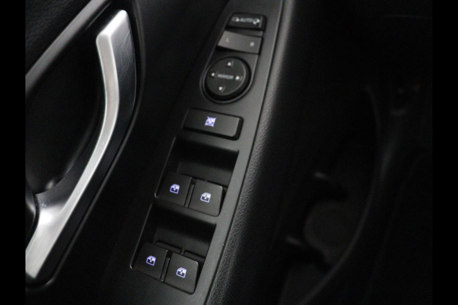 Hyundai i30 1.5 T-GDi MHEV Premium | Stoelventilatie | Leder | Trekhaak | Camera | Carplay | Stoelverwarming | Keyless | Full LED | Navigatie | Cruise control | Dodehoek detectie | Climate control