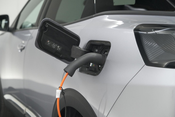 Peugeot 3008 1.6 HYbrid 225 Blue Lease Allure | Camera | Adaptieve Cruise Control | Dodehoekdetectie | Allseason Banden