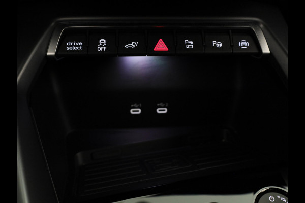 Audi A3 Sportback 40 TFSI e Advanced edition 204 pk S-tronic | Verlengde garantie | Navigatie | Parkeersensoren (Park assist) | Achteruitrijcamera | Adaptieve cruise control | Stoelverwarming |