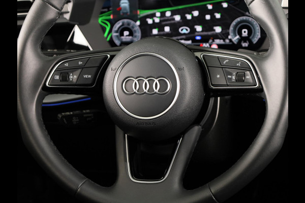 Audi A3 Sportback 40 TFSI e Advanced edition 204 pk S-tronic | Verlengde garantie | Navigatie | Parkeersensoren (Park assist) | Achteruitrijcamera | Adaptieve cruise control | Stoelverwarming |