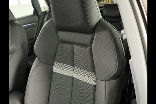 Audi A3 Sportback 40 TFSI e Advanced edition 204 pk S-tronic | Verlengde garantie | Navigatie | Parkeersensoren (Park assist) | Achteruitrijcamera | Adaptieve cruise control | Stoelverwarming |