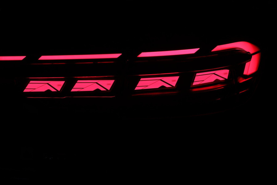 Audi A8 60 TFSI e QUATTRO LANG / PANO / SOFTCLOSE / B&O / 360 / LUCHTVERING