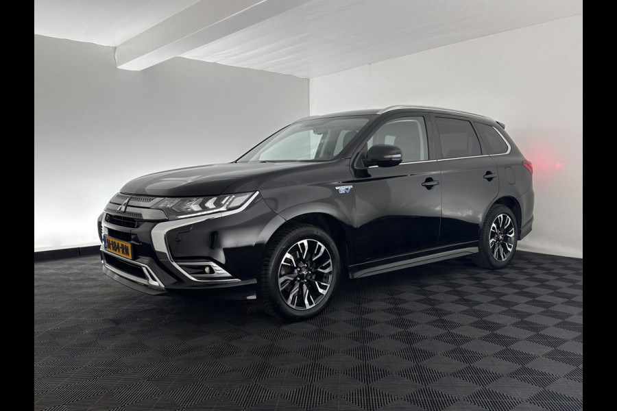 Mitsubishi Outlander 2.4 PHEV Intense (Plug-in) (INCL-BTW) *LEATHER-MICROFIBRE | FULL-LED | KEYLESS | BLINDSPOT | CAMERA | HEATED-COMFORTSEATS | ECC | SHIFTPADDLES | PDC | CRUISE | PRIVACY-GLASS | DAB | TOWBAR | CARPLAY | 18''ALU*