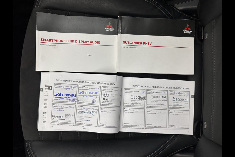 Mitsubishi Outlander 2.4 PHEV Intense (Plug-in) (INCL-BTW) *LEATHER-MICROFIBRE | FULL-LED | KEYLESS | BLINDSPOT | CAMERA | HEATED-COMFORTSEATS | ECC | SHIFTPADDLES | PDC | CRUISE | PRIVACY-GLASS | DAB | TOWBAR | CARPLAY | 18''ALU*