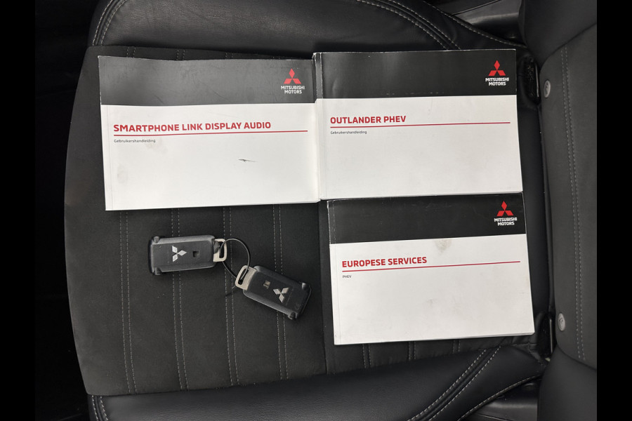 Mitsubishi Outlander 2.4 PHEV Intense (Plug-in) (INCL-BTW) *LEATHER-MICROFIBRE | FULL-LED | KEYLESS | BLINDSPOT | CAMERA | HEATED-COMFORTSEATS | ECC | SHIFTPADDLES | PDC | CRUISE | PRIVACY-GLASS | DAB | TOWBAR | CARPLAY | 18''ALU*