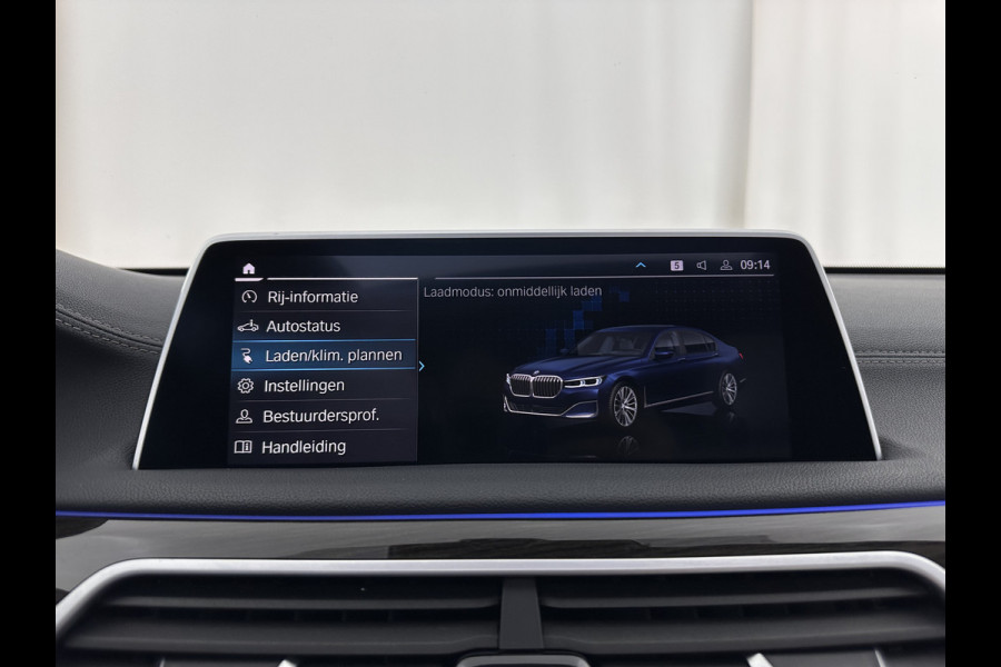 BMW 7 Serie 745Le (Plug-in) (INCL-BTW) *PANO | EXCLUSIV-NAPPA-LEATHER | LASER-LED | HEAD-UP | BLIND-SPOT | MEMORY-PACK | DIGI-COCKPIT | KEYLESS | DAB+ | CAMERA | COMFORT-SEATS | AMBIENT-LIGHT | DAB | CARPLAY | 18''ALU*