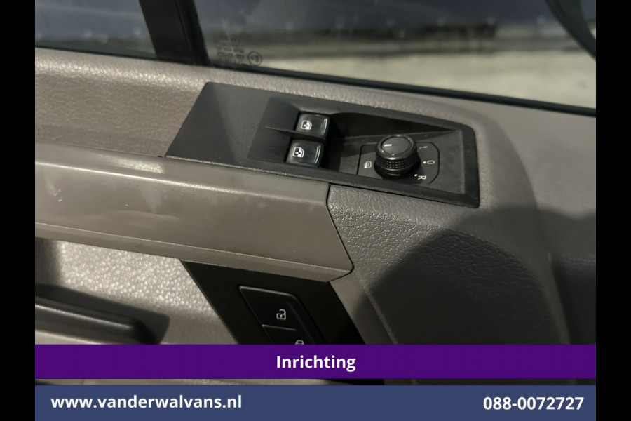 Volkswagen Crafter 2.0 TDI 177pk 3500kg Trekhaak Achterwielaandrijving L3H3 L2H2 inrichting Euro6 Airco | Camera | Navigatie Apple Carplay, Android Auto, Chauffeursstoel, Cruisecontrol, Leder, Bijrijdersbank