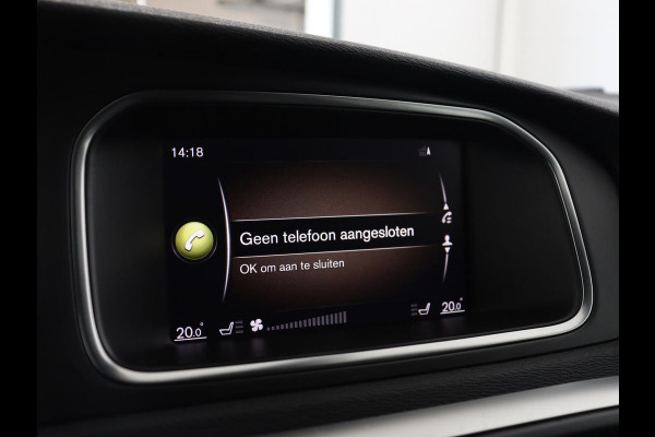 Volvo V40 Cross Country 1.5 T3 Polar+ Luxury | Panoramadak | Leder | Trekhaak | Harman/Kardon | Stoelverwarming | Camera | Keyless | Full LED | Park Assist | Climate control | Cruise control