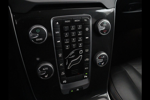 Volvo V40 Cross Country 1.5 T3 Polar+ Luxury | Panoramadak | Leder | Trekhaak | Harman/Kardon | Stoelverwarming | Camera | Keyless | Full LED | Park Assist | Climate control | Cruise control