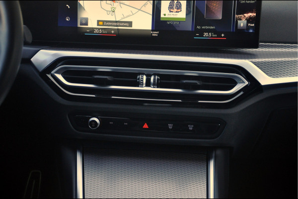 BMW 3 Serie Touring 330e M-Sport | HUD | Trekhaak | Garantie t/m 15-01-2029!