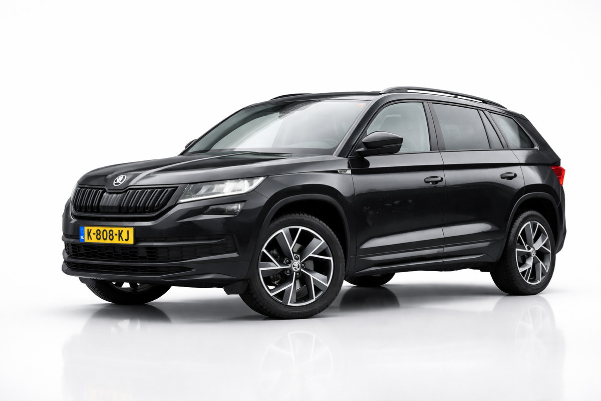 Škoda Kodiaq 1.5 TSI Sportline | TREKHAAK | ADAPT. CRUISE | NAP | CANTON | PANORAMADAK | DEALER ONDERHOUDEN
