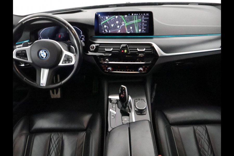 BMW 5 Serie Touring 530e Business Edition Plus | Stoelverwarming | Harman Kardon Sound System | Panoramadak |