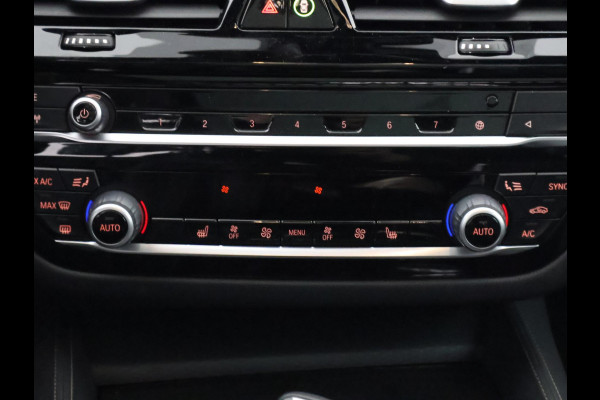 BMW 5 Serie Touring 530e Business Edition Plus | Stoelverwarming | Harman Kardon Sound System | Panoramadak |